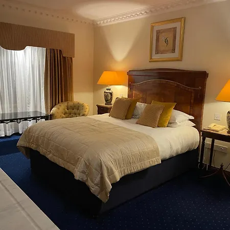 Foley's Townhouse 4* Килларни