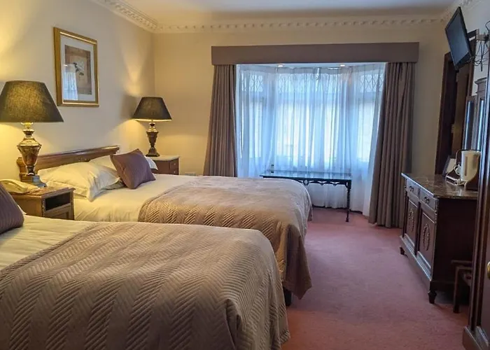 Гостевой дом Foley's Townhouse