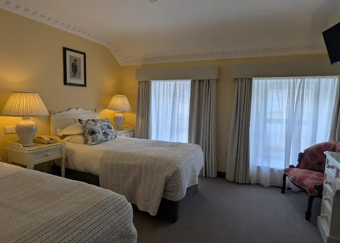 Foley's Townhouse 게스트하우스 4*