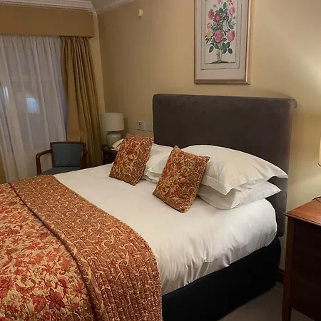 Guest house Foley's Townhouse 4*